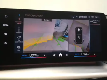 Photo 11 BMW X1  sDrive 20i 170ch DKG7