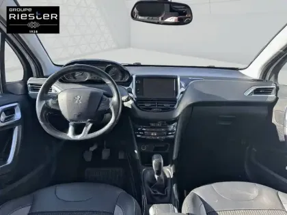 Photo 7 Peugeot 2008  BlueHDi 100ch S&S BVM5