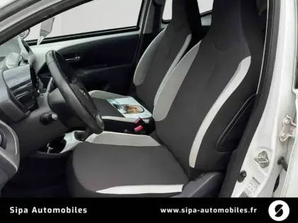 Photo 11 Toyota Aygo  1.0 VVT-i x-shift