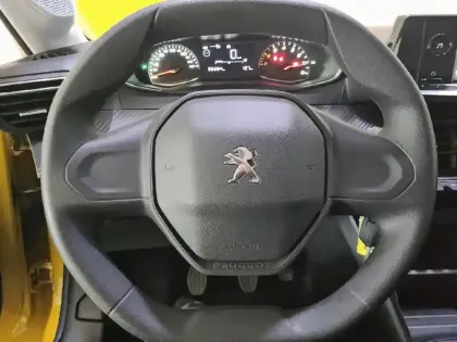 Photo 13 Peugeot 208  PureTech 75 S&S BVM5