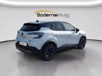 Photo 20 Renault Captur  E-Tech full hybrid 145 ch