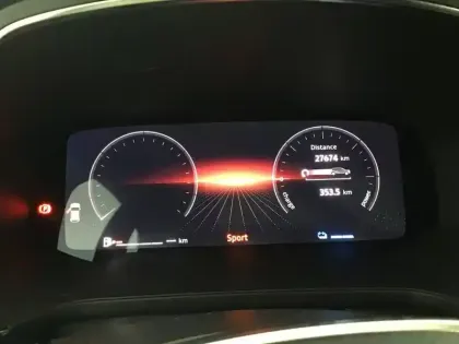 Photo 10 Renault Captur  E-Tech full hybrid 145 ch