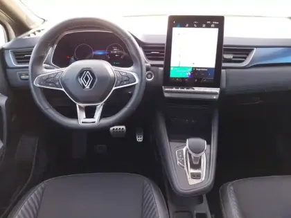 Photo 25 Renault Captur  E-Tech full hybrid 145 ch