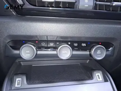 Photo 13 Citroën C4  PureTech 100 S&S BVM6