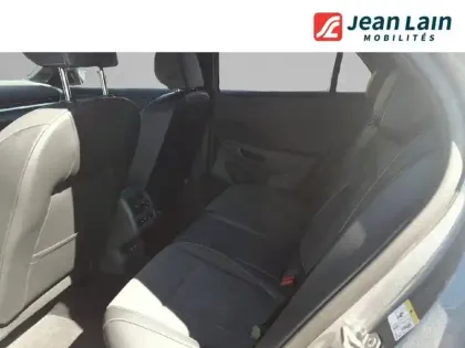 Photo 16 Volkswagen T-roc  1.5 eTSI EVO2 Hybrid 150 ch DSG7