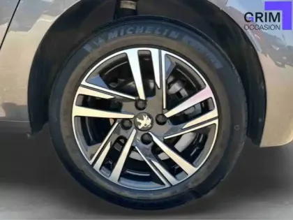 Photo 15 Peugeot 208  PureTech 100 S&S BVM6