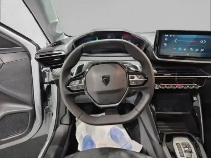 Photo 8 Peugeot 208  Hybrid 110 e-DCS6