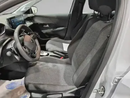Photo 10 Peugeot 208  Hybrid 110 e-DCS6