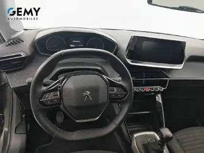 Photo 28 Peugeot 208  PureTech 100 S&S BVM6