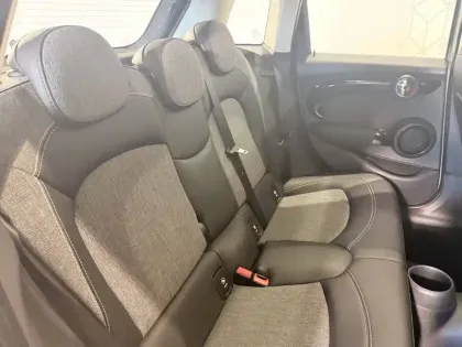 Photo 23 Mini Mini Hatch 5 Portes Cooper 136 ch BVA7
