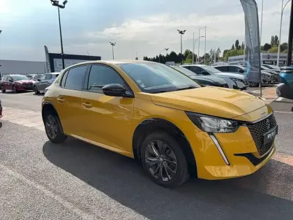 Photo 14 Peugeot 208  Electrique 50 kWh 136ch