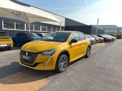 Photo 12 Peugeot 208  Electrique 50 kWh 136ch