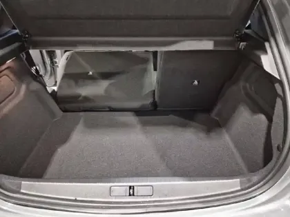 Photo 20 Peugeot 208  Hybrid 110 e-DCS6