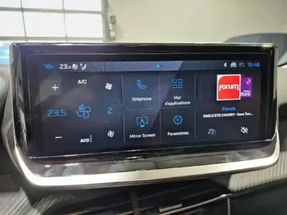 Photo 33 Peugeot 208  Hybrid 110 e-DCS6