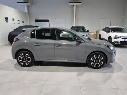 Photo 25 Peugeot 208  Hybrid 110 e-DCS6
