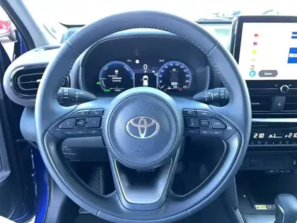Photo 11 Toyota Yaris  Cross Hybride 130h 2WD