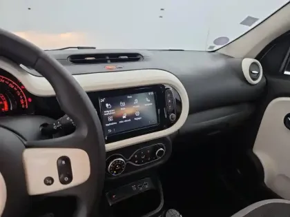Photo 36 Renault Twingo  III SCe 65