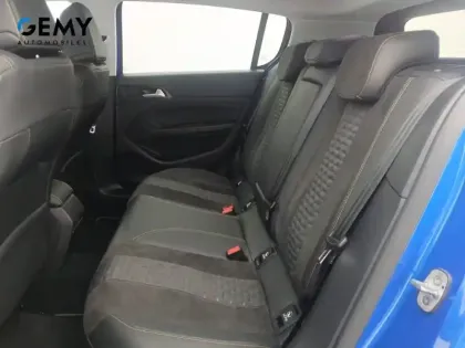 Photo 31 Peugeot 308  PureTech 130ch S&S BVM6