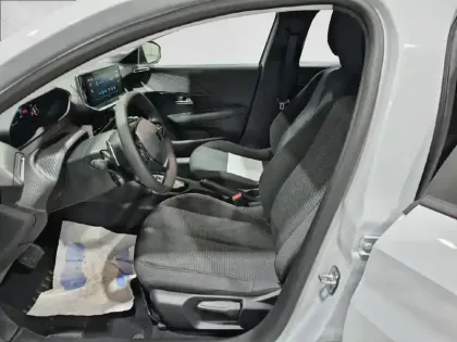 Photo 10 Peugeot 208  Hybrid 110 e-DCS6