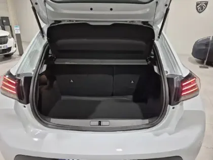Photo 5 Peugeot 208  Hybrid 110 e-DCS6