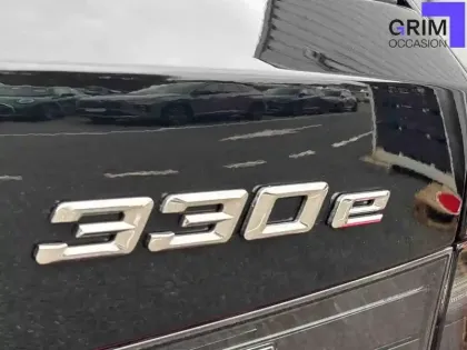 Photo 40 BMW Serie 3 Touring 330e 292 ch BVA8