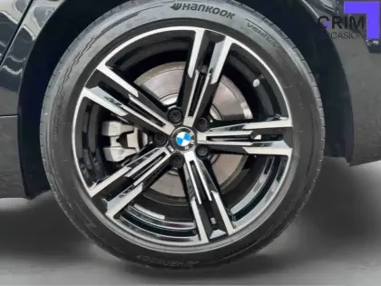 Photo 15 BMW Serie 3 Touring 330e 292 ch BVA8