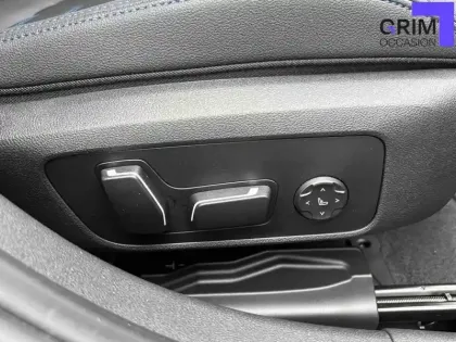 Photo 32 BMW Serie 3 Touring 330e 292 ch BVA8