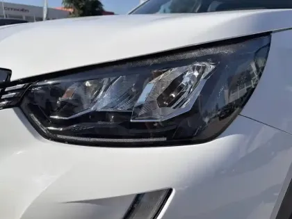 Photo 10 Peugeot 2008  PureTech 100 S&S BVM6