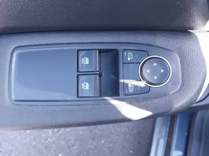 Photo 11 Renault Clio  E-Tech 140 - 21