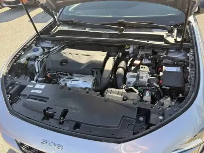 Photo 9 Peugeot 508  SW Hybrid 225 e-EAT8