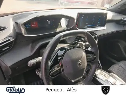 Photo 8 Peugeot 2008  PureTech 130 S&S EAT8