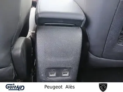 Photo 14 Peugeot 2008  PureTech 130 S&S EAT8