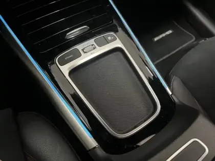 Photo 17 Mercedes GLA 200 d AMG Line