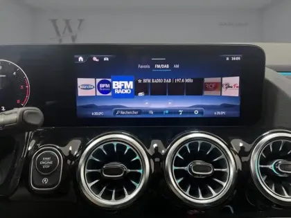 Photo 12 Mercedes GLA 200 d AMG Line