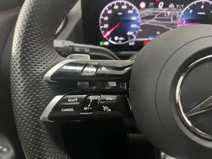 Photo 18 Mercedes GLA 200 d AMG Line
