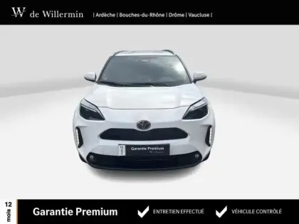 Photo 7 Toyota Yaris Hybrid 2WD Design
