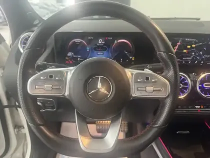 Photo 11 Mercedes GLA 200 d AMG Line