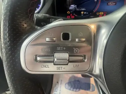 Photo 12 Mercedes GLA 200 d AMG Line
