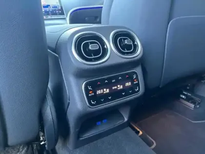 Photo 19 Mercedes GLC 300 de 4MATIC avec technologie