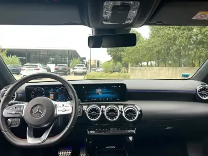 Photo 14 Mercedes Classe A 200 AMG Line