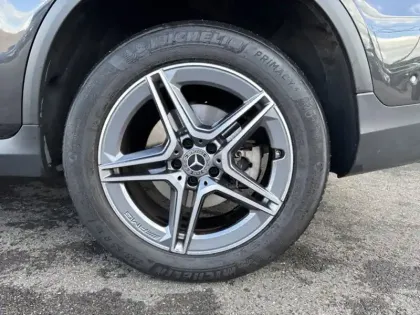 Photo 8 Mercedes GLC  300de 4MATIC SUV AMG Line
