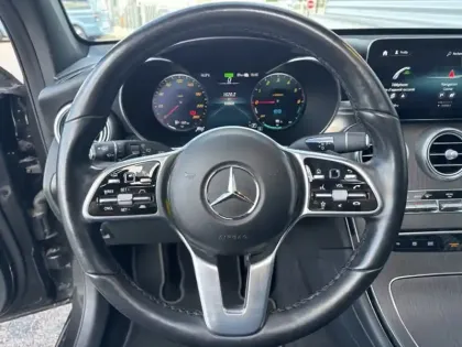 Photo 19 Mercedes GLC  300de 4MATIC SUV AMG Line