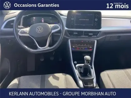 Photo 12 Volkswagen T-roc 1.0 TSI 110 START/STOP BVM6