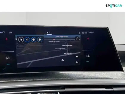 Photo 13 Peugeot 3008  1.2 Hybrid 136ch Allure e-DCS6