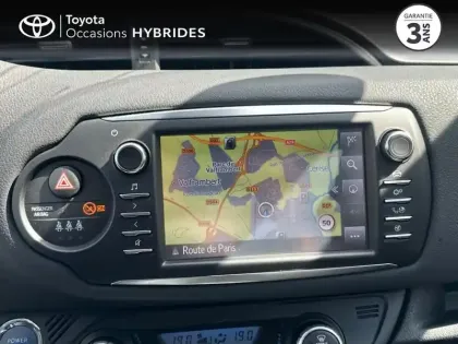 Photo 14 Toyota Yaris  100h Chic 5p RC18
