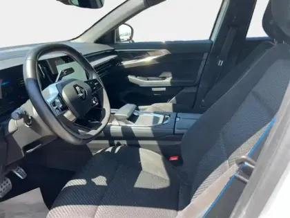Photo 13 Renault Espace  1.2 E-Tech full hybrid 200ch esprit Alpine
