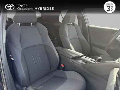 Photo 5 Toyota C-HR  2.0 Hybride 200ch Design MY25 + pack conf