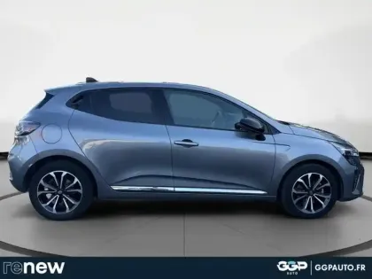 Photo 5 Renault Clio  1.6 E-Tech 145ch full hybrid Techno