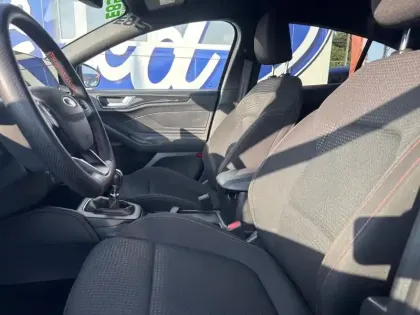 Photo 9 Ford Focus  1.0 Flexifuel mHEV 125 ch ST-Line X