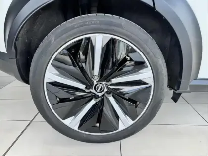 Photo 8 Nissan Juke  1.6 Hybrid 143ch N-Design 2023.5